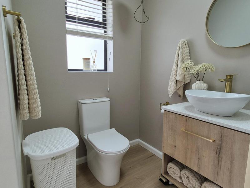 3 Bedroom Property for Sale in Kleinbaai Western Cape